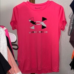 Under Armour | athletic tee
